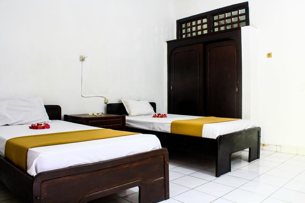 Berlian Inn Kuta  Ngoại thất bức ảnh