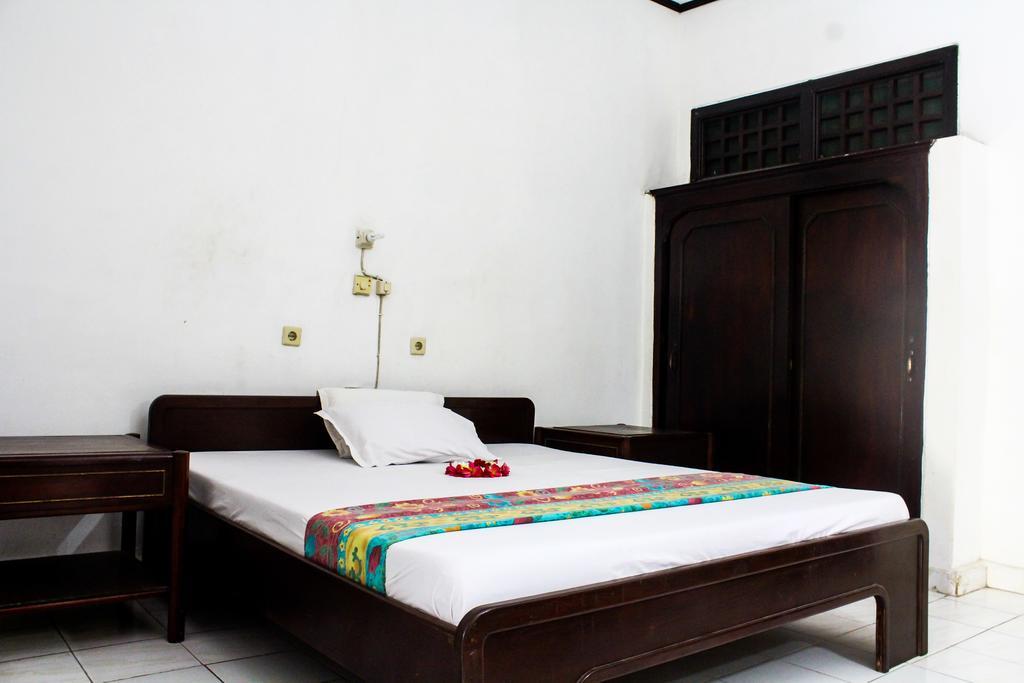 Berlian Inn Kuta  Ngoại thất bức ảnh